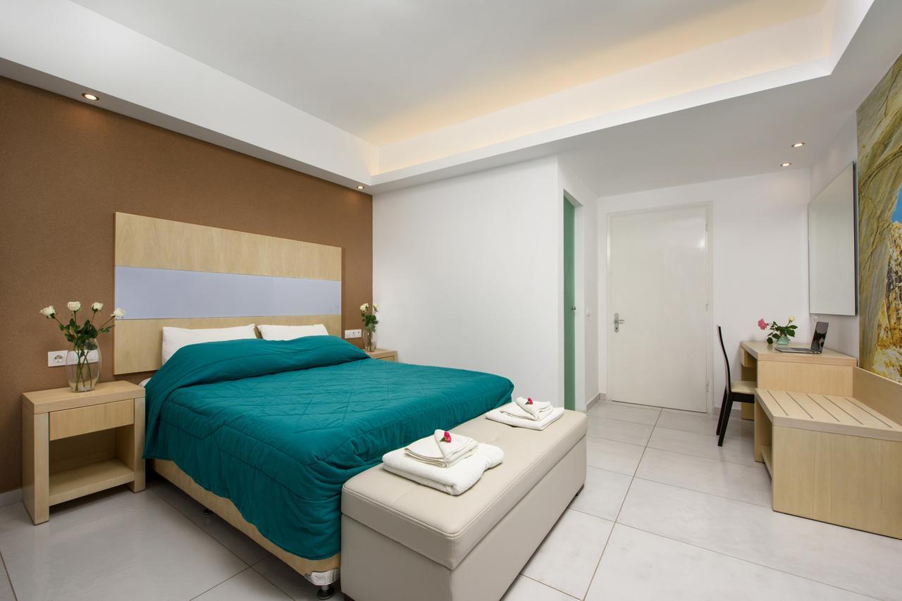 Romantic Palace Beach Apartments Agios Gordios  Bagian luar foto